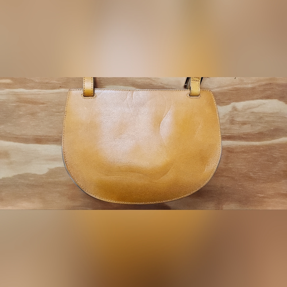 Chloé Georgia Crossbody Bag in Curry Yellow - Picture 9 of 15